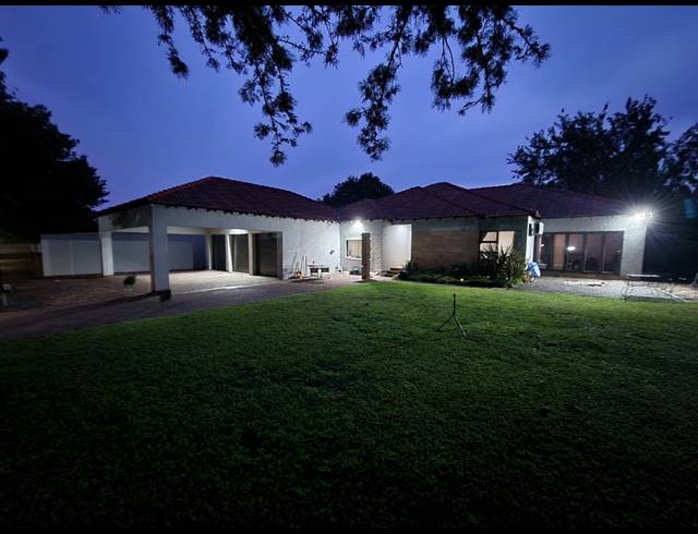 6 BEDROOM HOUSE FOR SALE IN SASOLBURG EXT 23